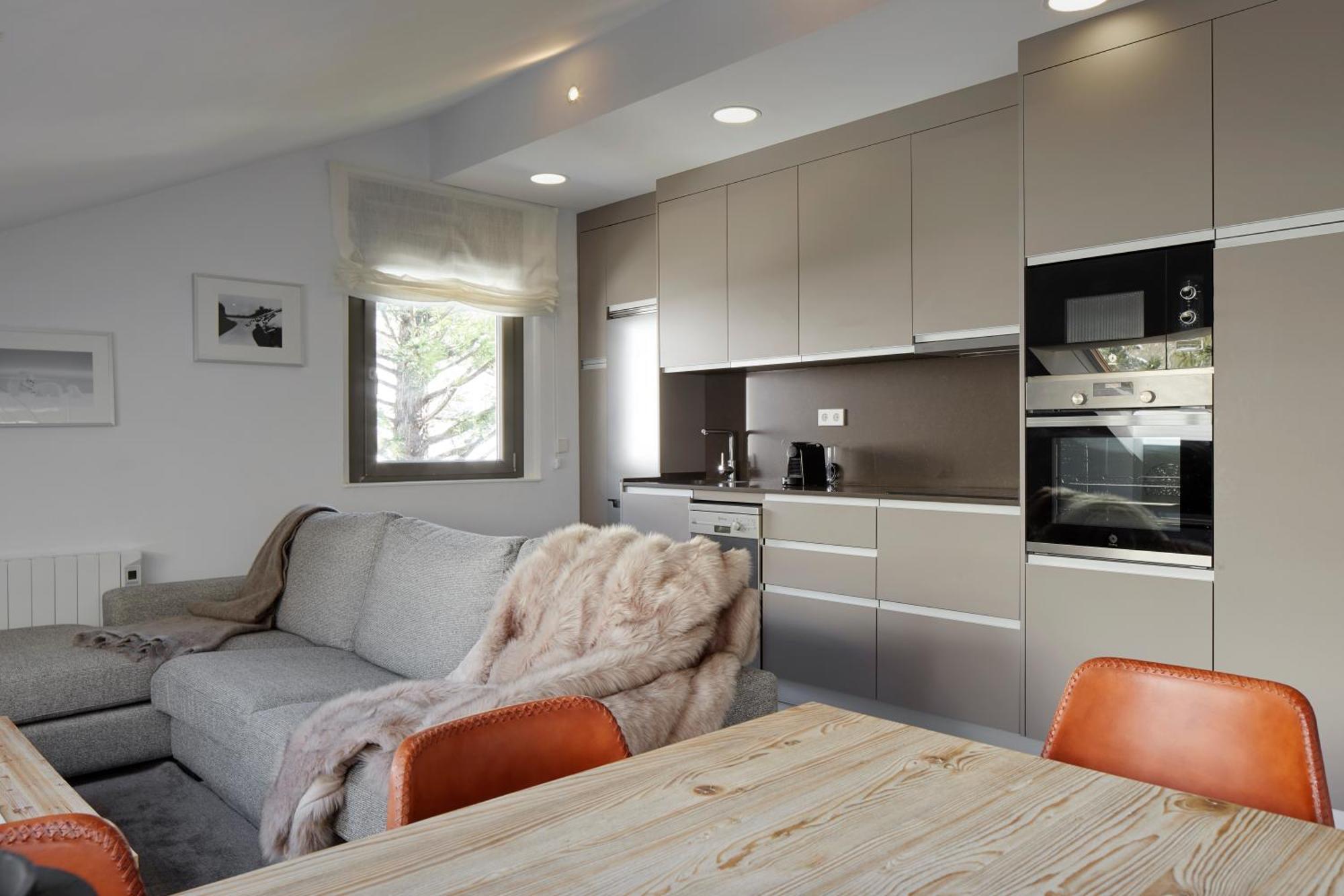 Irissa By Feelfree Rentals Naut Aran Bagian luar foto